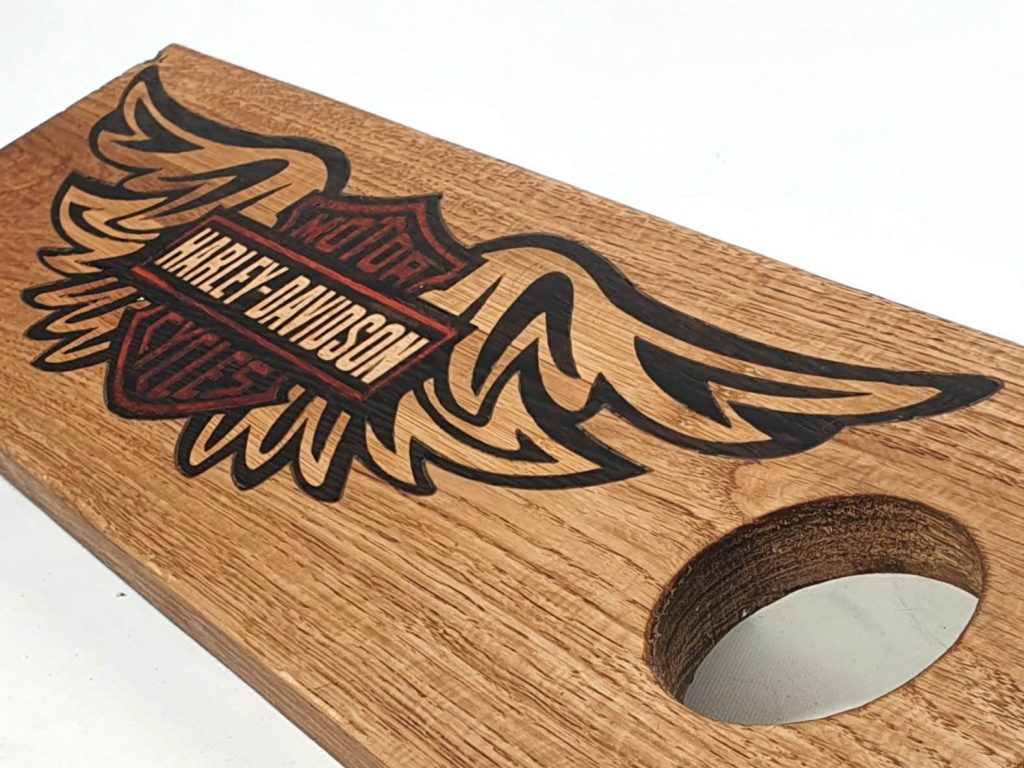 Harley Davidson plank ingelegd met andere soort hout